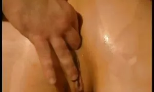Umukashi aletamba if ...